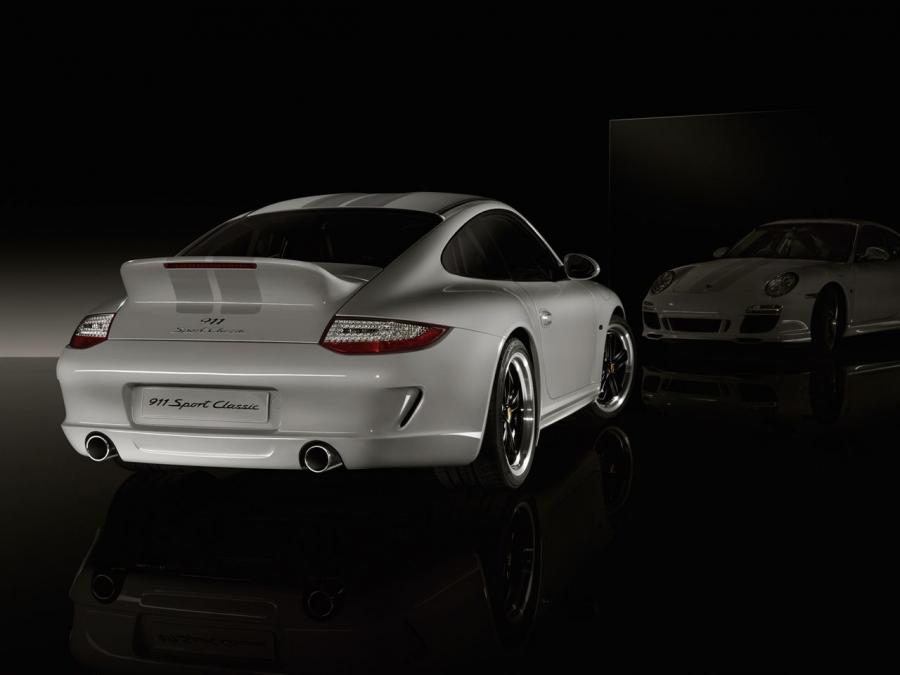  Porsche 911 Sport Classic 2009 года  (фото 21 из 22)